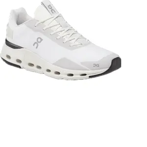 On cloud - Cloudnova Form White/Eclipse Size 7.5 (MEN) Brand new, Possible box damage