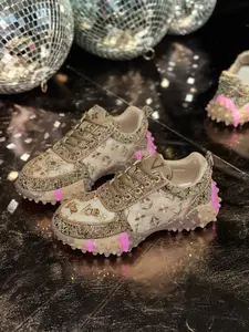 2026 Must-Have! European Station Rhinestone Dad Shoes, Durian Anti-Slip Sole, Breathable Mesh Sport Sneakers, Trendy Trainers, Comfortable Casual Footwear