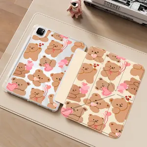 Cute Bear & Heart iPad Case with Transparent Acrylic Y-Fold Stand, All-Round Shockproof & Scratch-Resistant Protective Cover, Ipad Accessories, Tablet Accessories, Compatible with iPad 7.9/10.2/11/12.9 inch, Gift for Kawaii & Romantic Fans, Girls & Teens