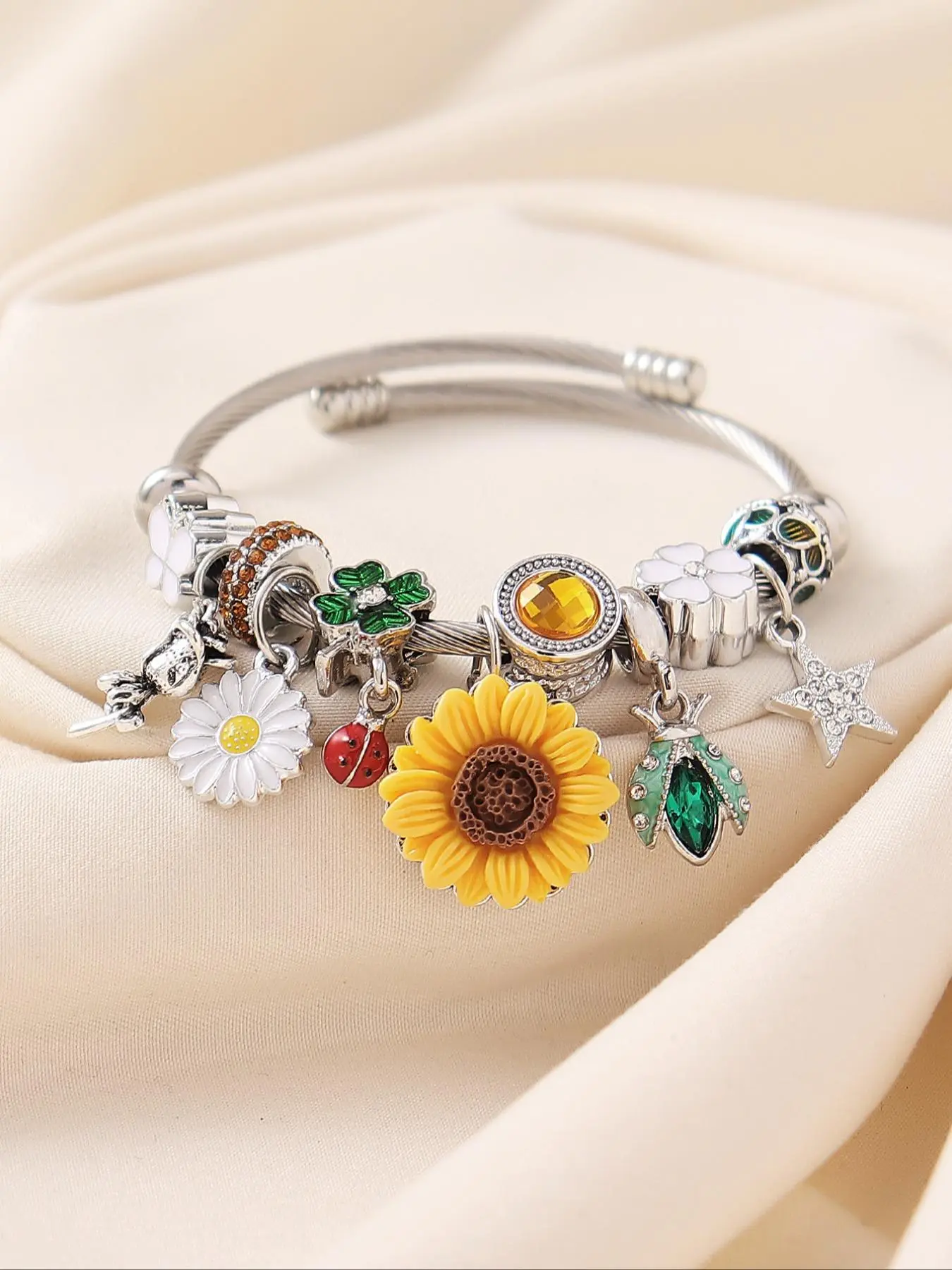 Boho Style Cute Daisy & Sunflower & Rose Charm Decor Bangle, Rhinestone Decor Bangles, Fashion Aesthetic Jewelry for Party, Daily Clothing Decor, All-match Jewelry for Gift, Rhinestone Bangle Bracelet