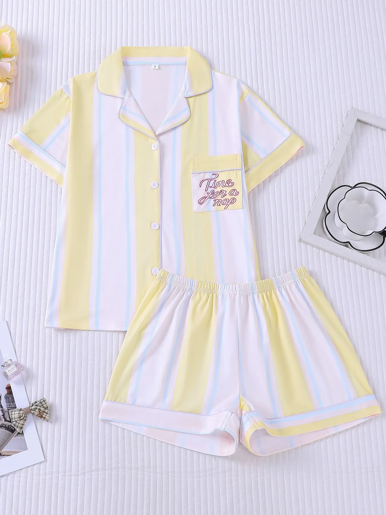 Women's 2-Piece Yellow White Blue Striped Pajama Set with Pocket Letter Print, Fresh & Preppy Homewear, Loungewear, Short Sleeve Lapel Top & Elastic Waist Shorts, Soft Comfy All-Season Casual Sleepwear for Ladies Pjs, Pajama Clothes