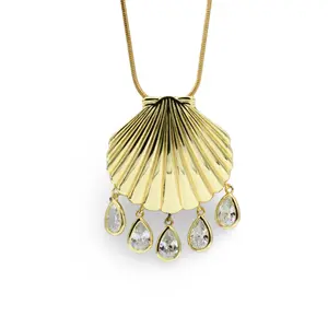 Dangling Shell Necklace