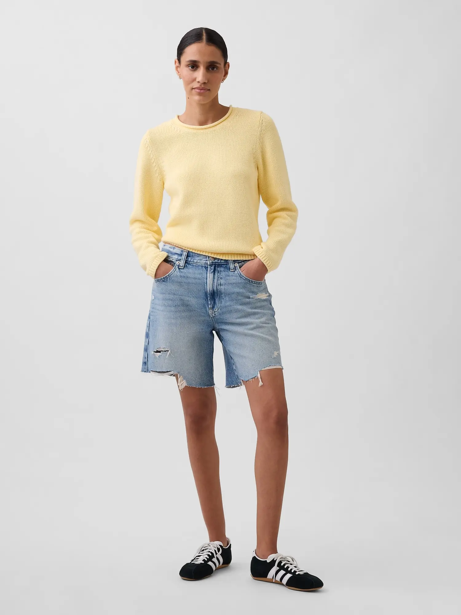Gap Women's Mid Rise Loose Denim Bermuda Shorts