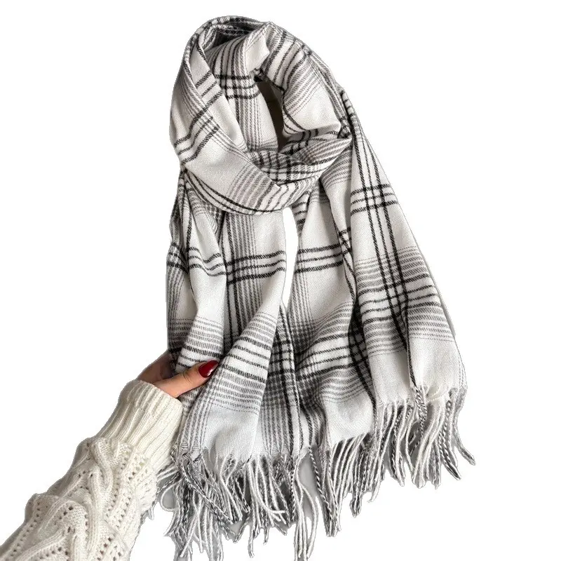 Checkerboard Plaid Fringed Cashmere Scarf, Warm Autumn-Winter Accessory, Unisex Versatile Commuter Shawl