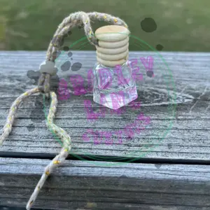 Cough and Cold Essential Oil Car Diffuser 8ml Diamond Shape with Adjustable Strap for Easy Hanging Orange Pine Cinnamon Blend Christmas Morning