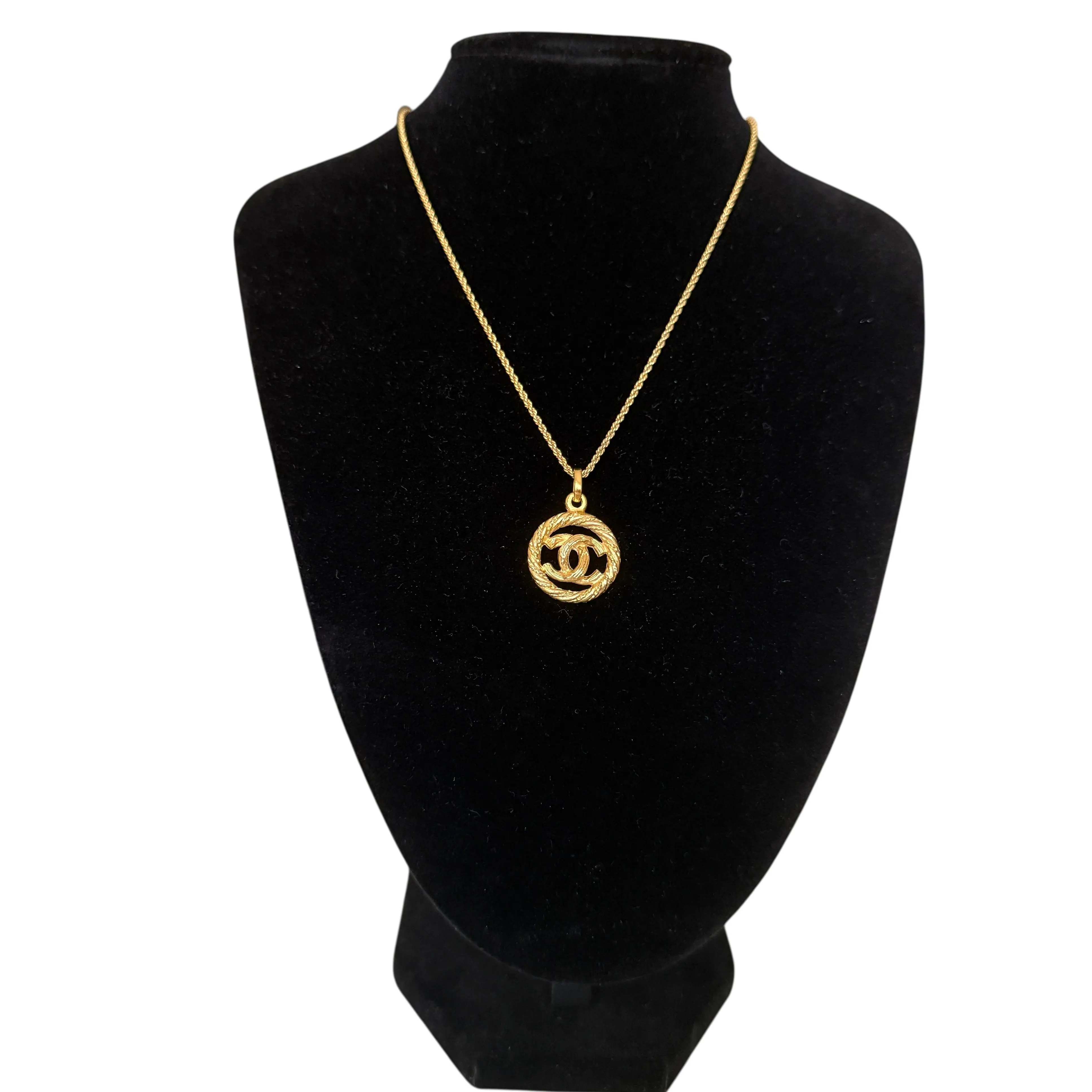 Pre-owned Chanel vintage Coco mark CC pendant necklace authentic with COA gold plated