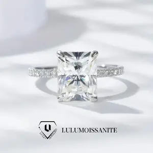 【#M202】 (Juliet) Exquisite Craftsmanship Radiant Cut Stacking Ring: Features an Ice-Crackle Design Crafted in 925 Sterling Silver and Set with Brilliant Moissanite. Perfect for Daily Wear, Offering a Stunningly Versatile Look