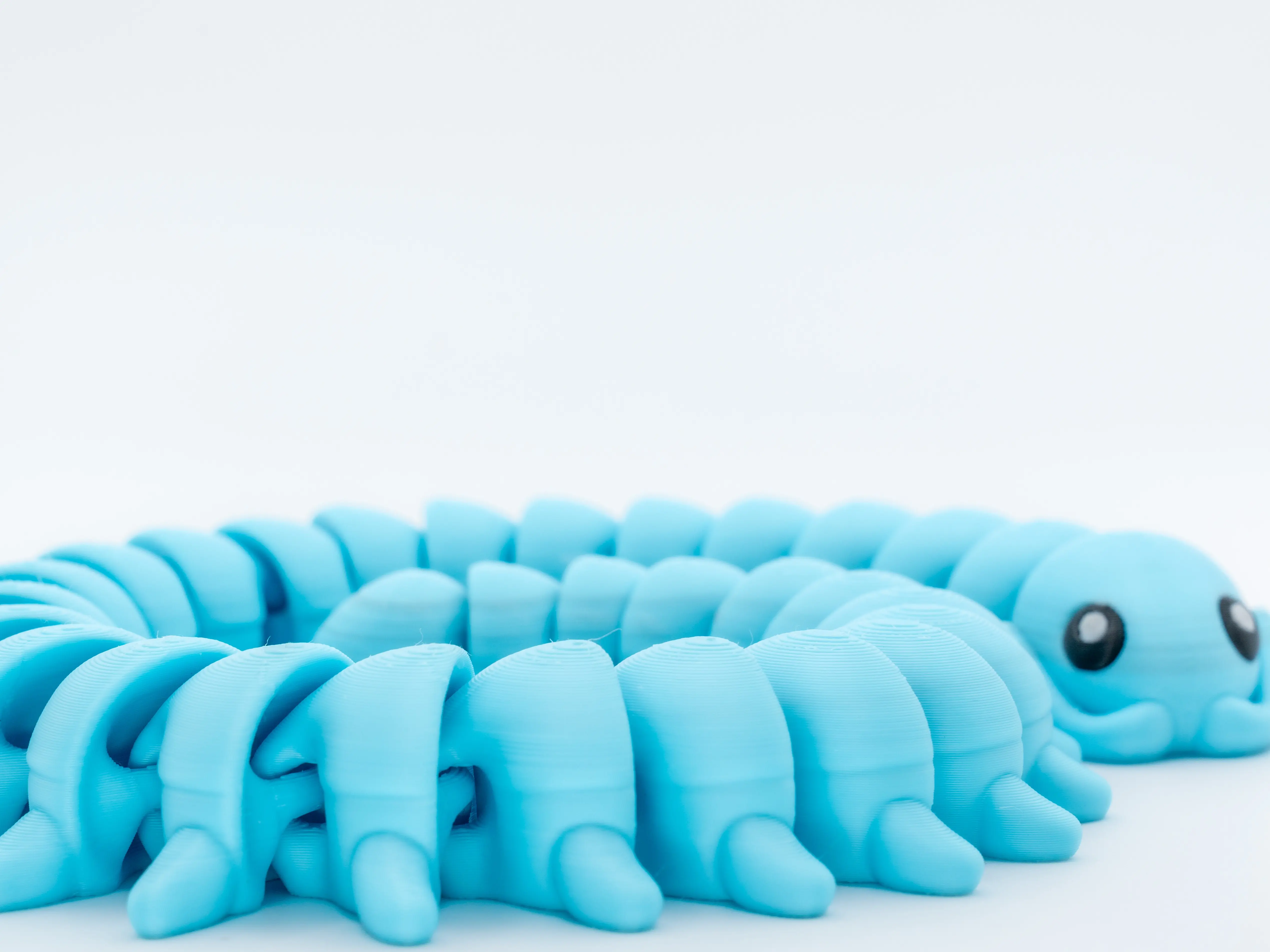 Giant Centipede Articulated Fidget Toy - 3D Printed Flexi Bug - Creepy Sensory Desk Toy for Kids & Adults - Cool Prank Gift - Multiple Colors, No Assembly