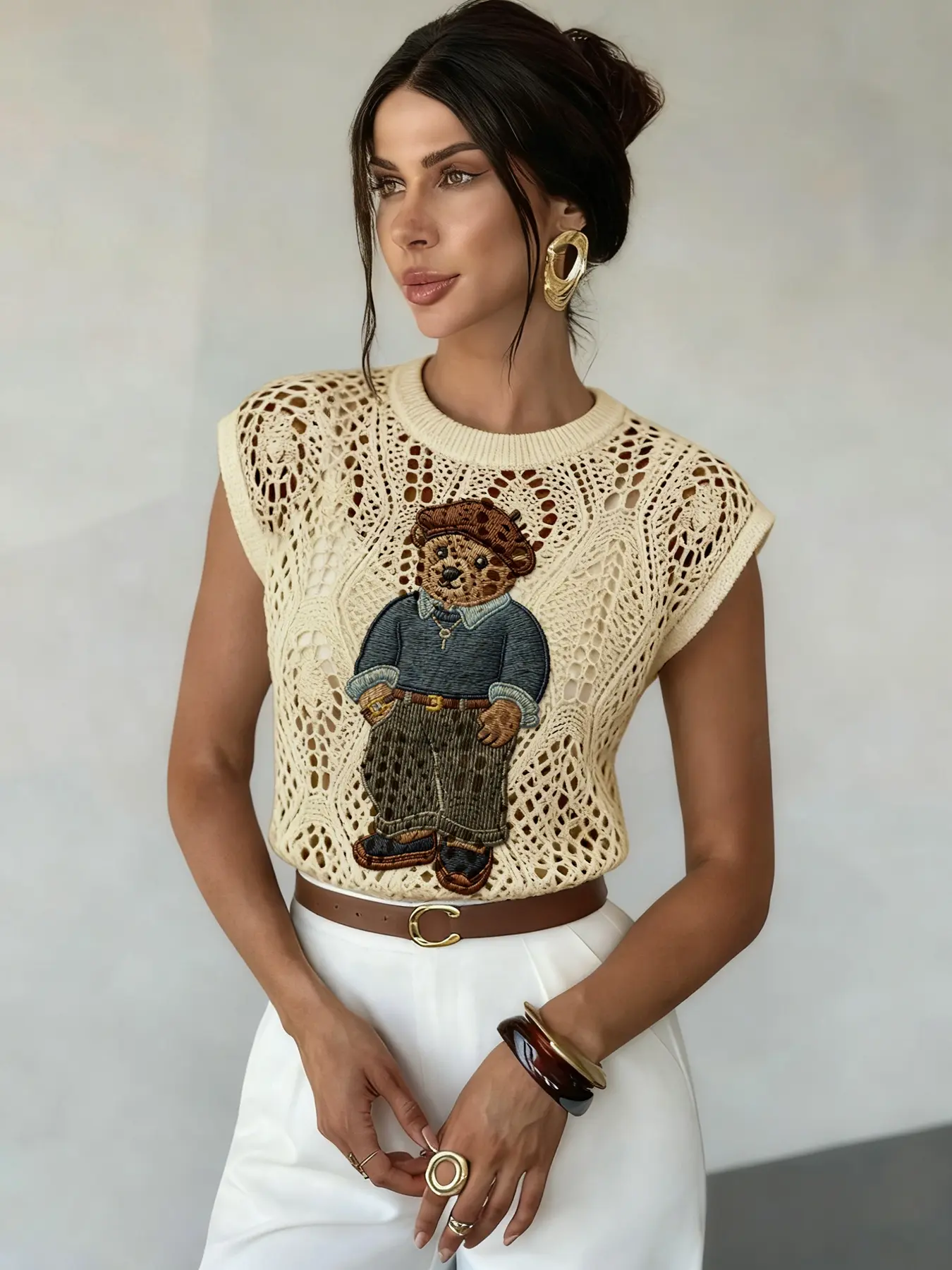 Adorable Cartoon Bear Animal Print Sleeveless Round Neck Sweater Tee, Casual Elegant Knitwear Hollow Design Knit Pullover Tops Knitwear Womenswear for Spring Summer Fall
