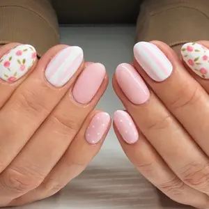 24pcs Oval Short Nails, Nude / Base + Hand-Painted Roses + Stripes + Dots, Reusable, Beginner-Friendly, Includes Jelly Glue & Nail File, Nail Art