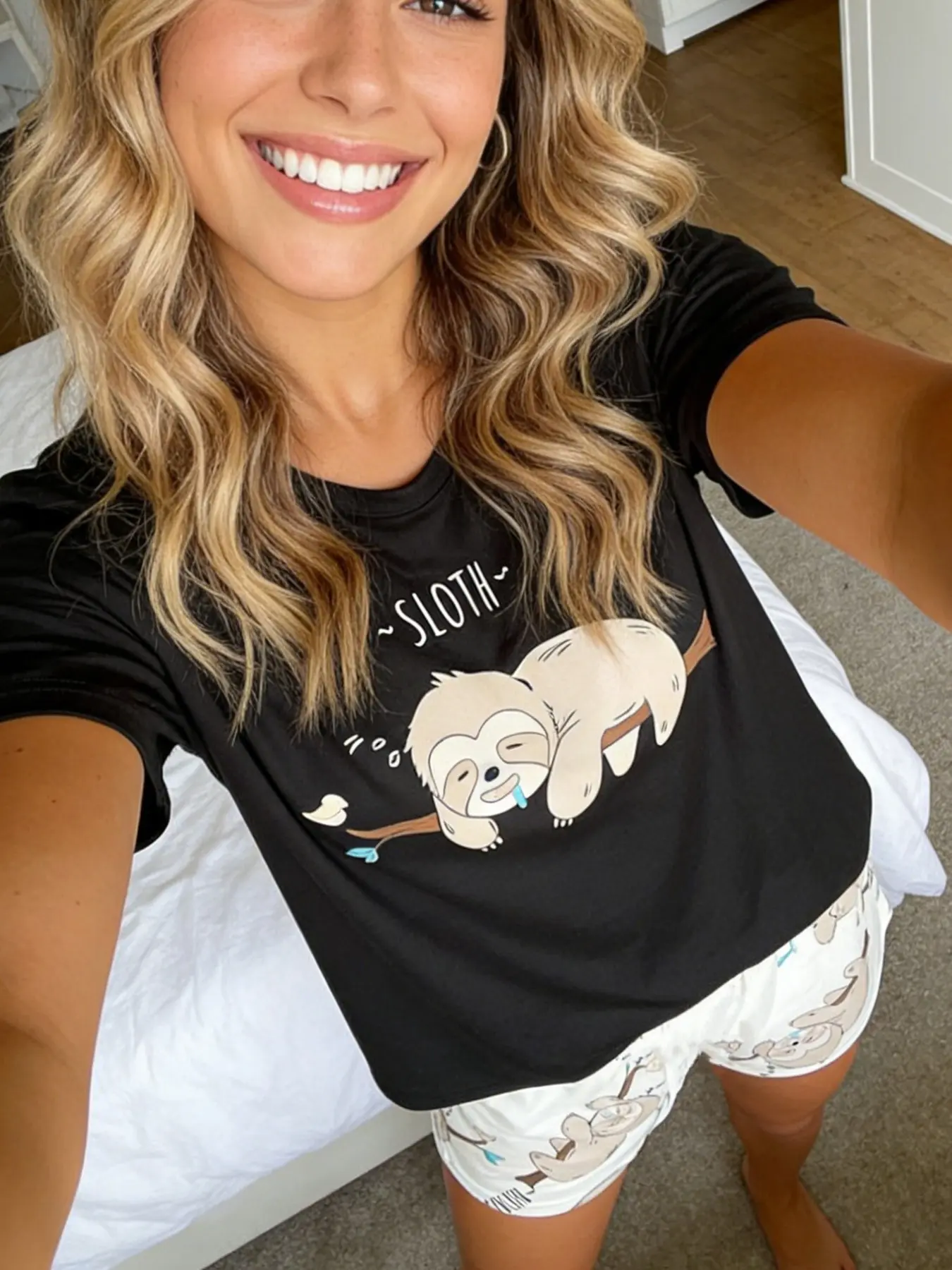 Spring Summer Cool Style Sleepwear Loungewear Pajamas for Women, Sloth Print Round Neck Pullover Top, Breathable Short Sleeve Shorts, Casual Home Wear Two-Piece Set