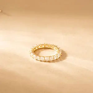 Minimalist Zircon Ring – White Gold Plated