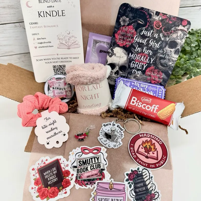 Blind Date with a Kindle Bundle | E-Reader Gift Box