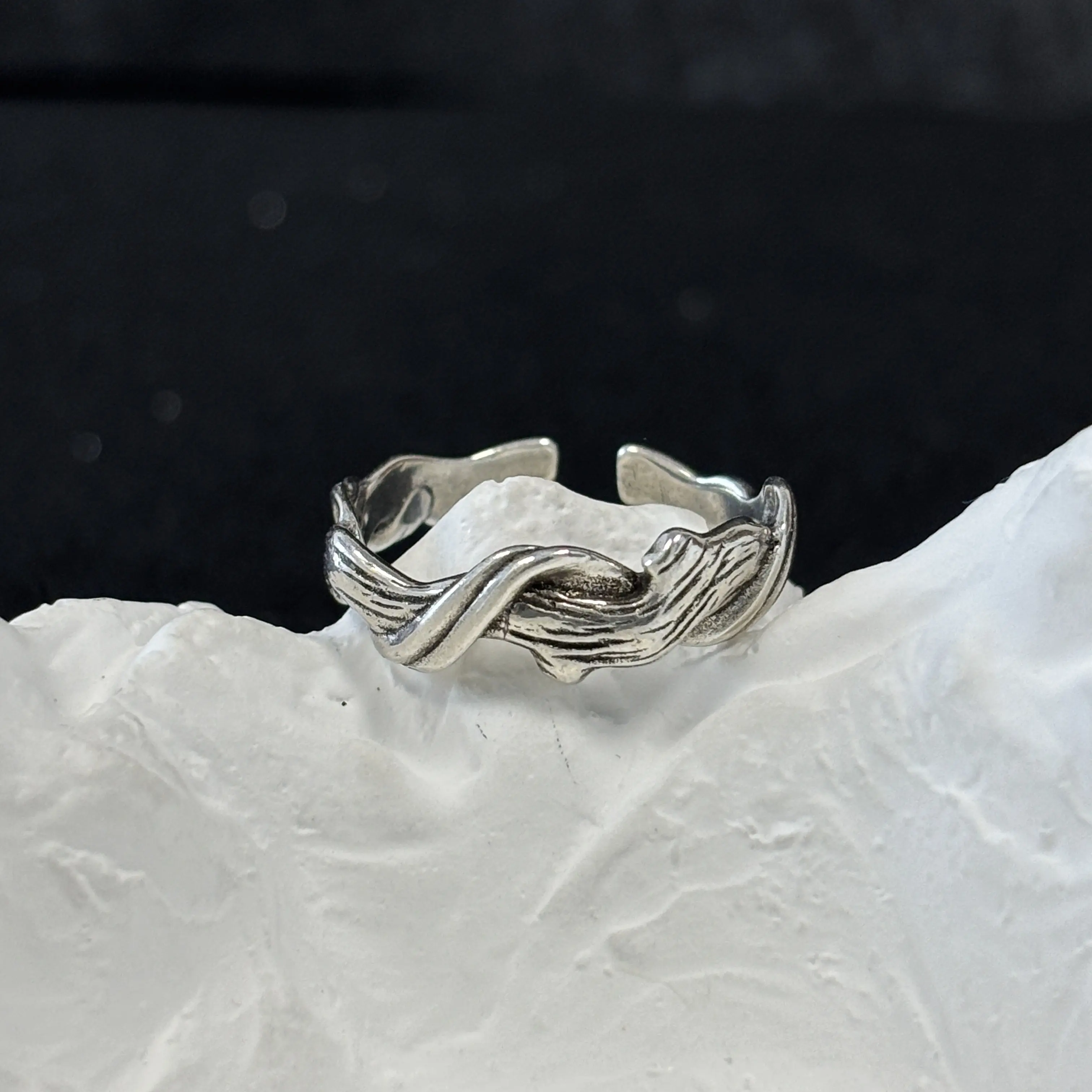 Vintage Driftwood Ring with Rustic Charm, Unique Design, Adjustable Size Retro Silver Artificial Gemstone Ring for Men and Women, Suitable for Daily Wear, Single Ring