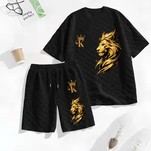 Men's KING Print Spring And Summer Drawstring Shorts Set, A Casual Summer Outfit, Including A Short-Sleeved Shirt And Shorts, Suitable For Everyday Wear And Sports Activities.