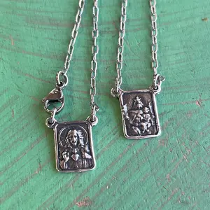Silver Scapular Pendant Necklace with Chain