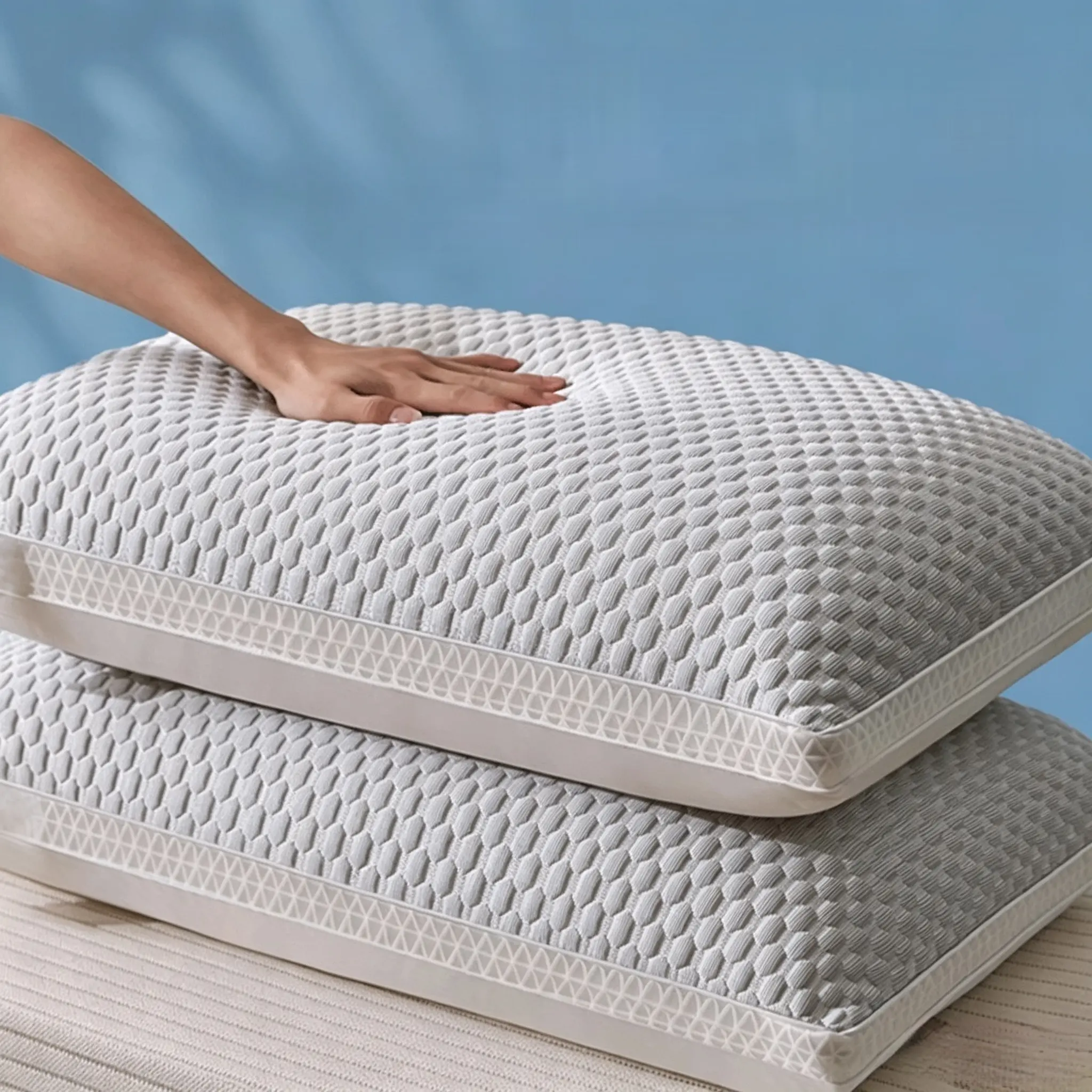 2-Pack Luxury Hotel Pillows, No Deformation Non-Sag Ergonomic Bed Pillows，Neck Support Pillow for Side/Back Sleepers  High Resilience Fiber Fill Anti-Flatten，Best Gift for Office Workers Neck Pain, Side And Back Sleeper Standard Pillows