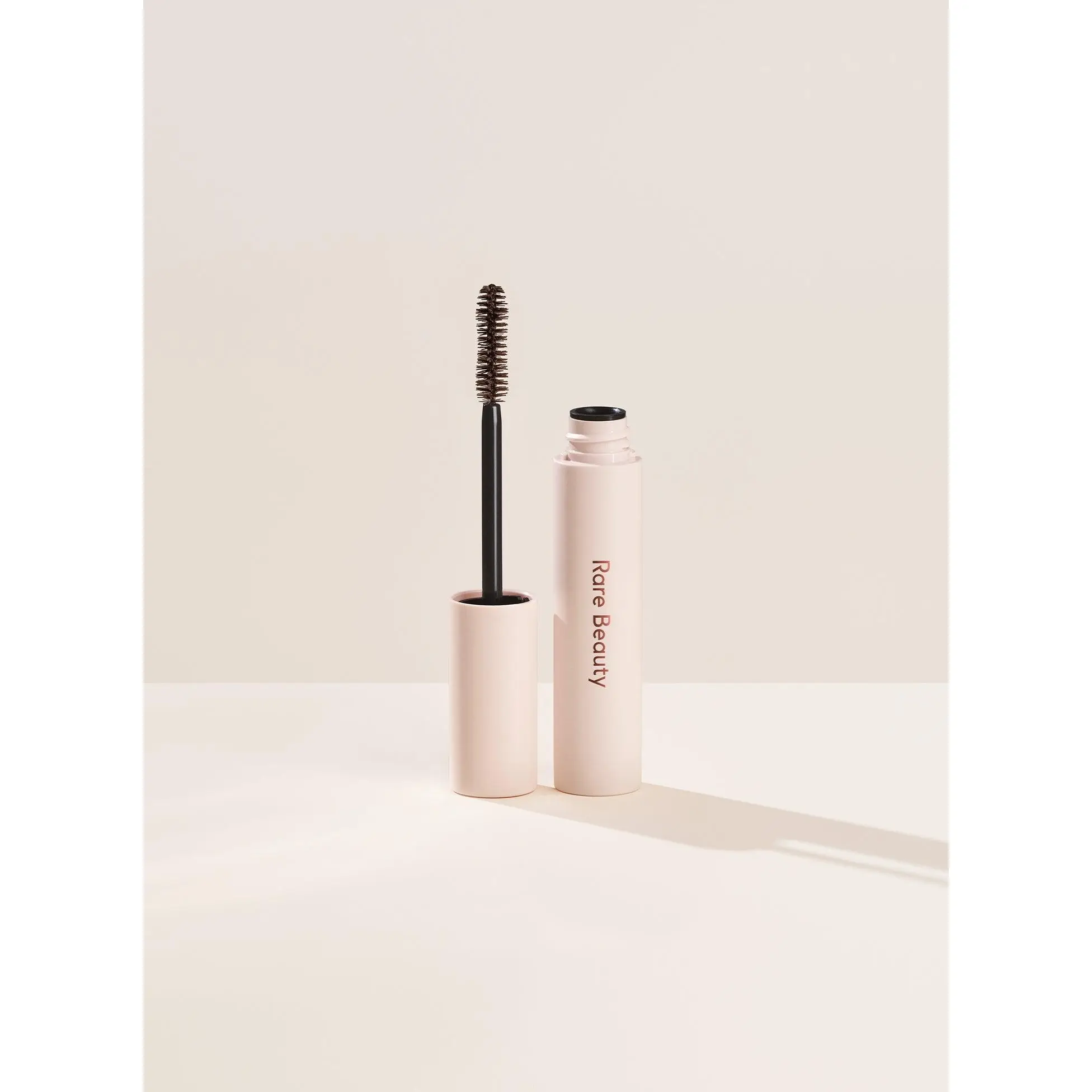 Perfect Strokes Universal Volumizing Mascara - Brown