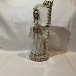 Santa Muerte Blanca 20 CM