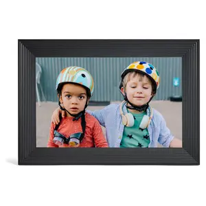 Aura Frames Carver Digital Picture Frame