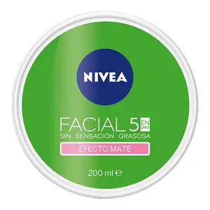 NIVEA   5 IN 1 MATTE EFFECT 200 ml (Green Bottle) Oil Control Hydrating
