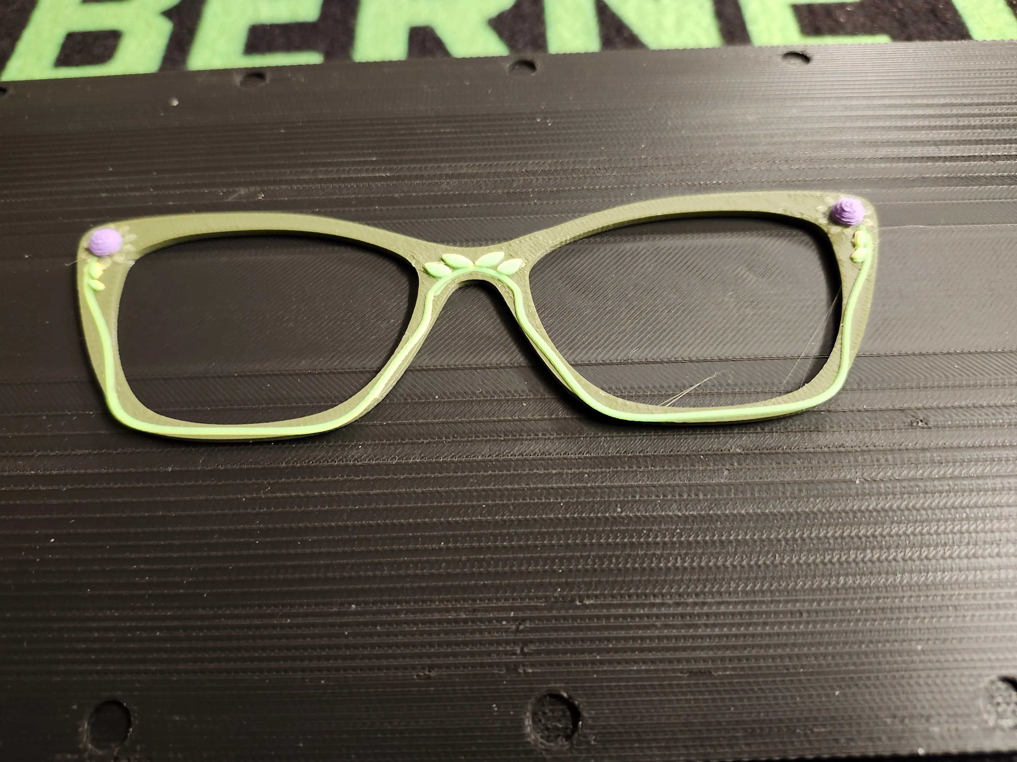 Ivy Cat-Eye Magnetic Eyeglass Toppers (olive base frame)