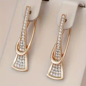 1 Pair of Women'S Fashion Dangle Earrings Set with Synthetic Synthetic Zirconia Geometric Style Elegant Ladies' Banquet Temperament Earrings Suitable for Daily Casual Party Wear