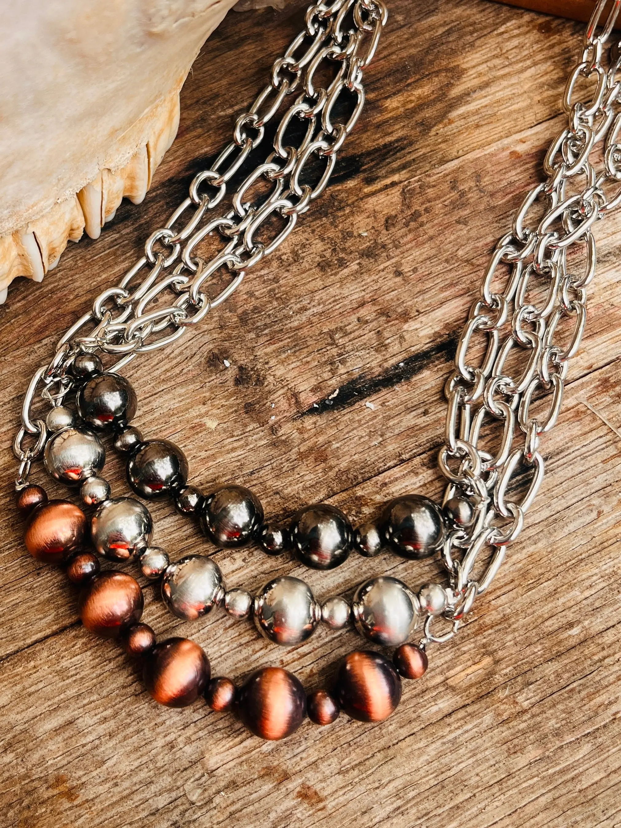 Feisty Chunky Chain Pearl Necklace
