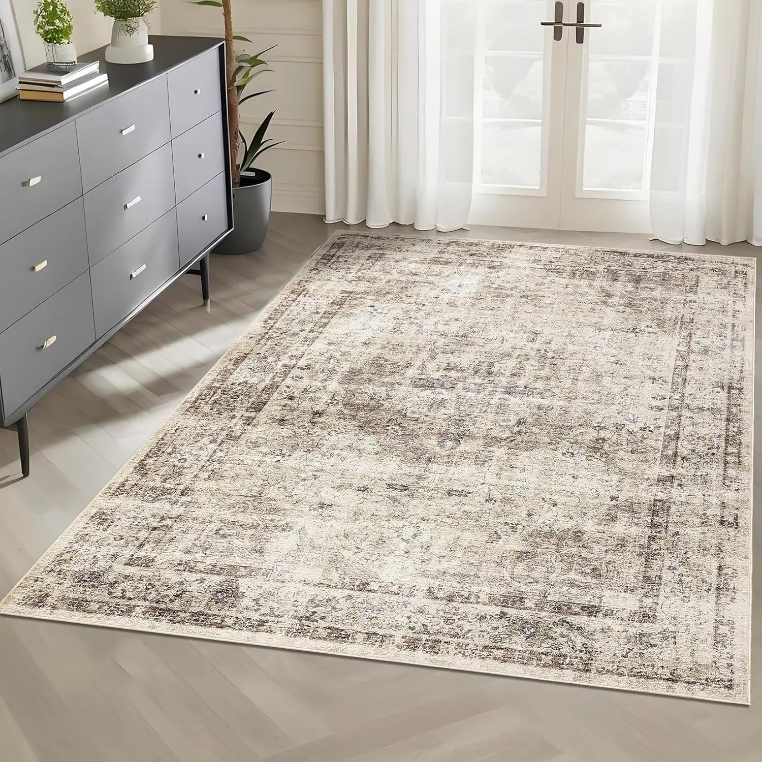 Washable Printed Rug Vintage Floral Rug Stain Resistant Non-Slip Low Pile Soft Rug Non-Shedding Rug for Bedroom Dining Room Game Room Runner Carpets