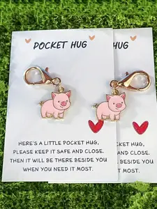 2/5pcs Cute Pink Piglet With Curled Tail, Comes With A Heart-shaped Pocket Hug Card, A Lovely Fashion Accessory, A Small Gift For Family, Friends, And Classmates, A Fun Decoration, A Christmas Keychain, Cute Charms Keychain, And a Keychain Accessory