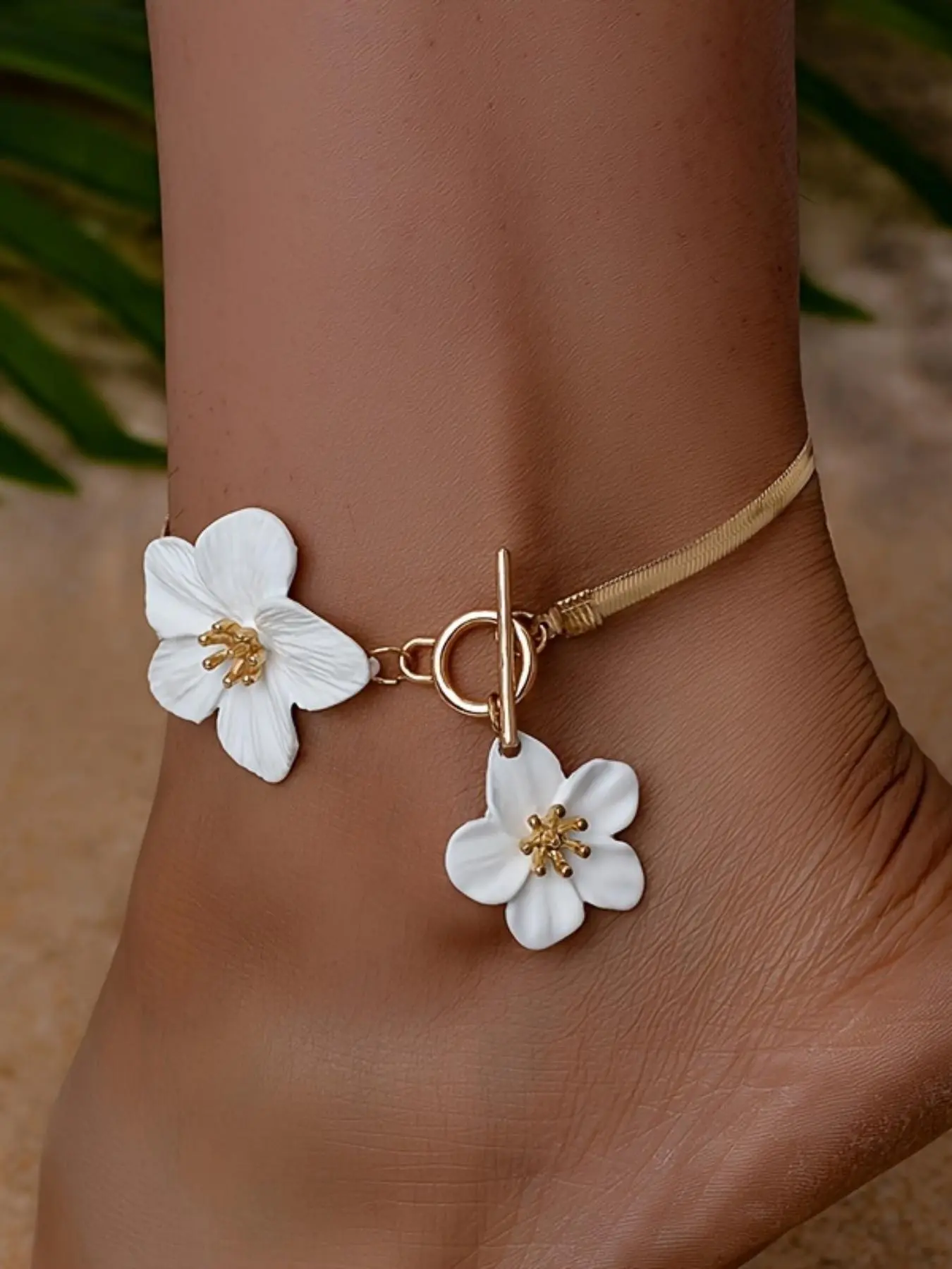 Elegant Bohemian Style Floral Pattern Anklet, Versatile Women's Alloy Ankle Bracelet for Vacation and Daily Wear, Casual Style Accessory, Wearable Jewelry