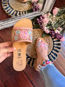 Aitana pink