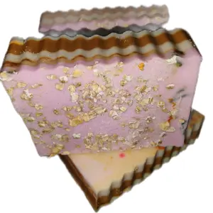 Tumeric Lemon & Lavender Dark Spot Lightner Soap with Goats Milk and Oatmeal for Acne and Dark Spots Brightening Formula