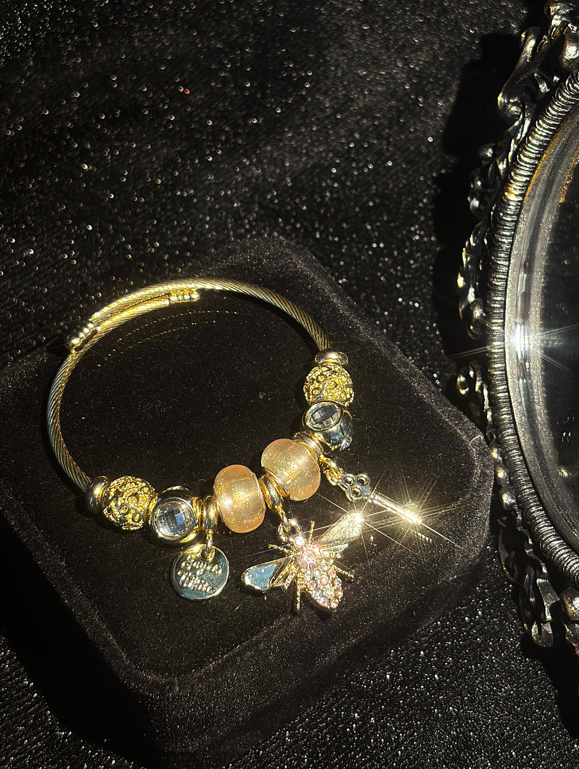 Gold Plated Bangle Bracelet, Sparkly Bee & Key Dangle Charms Bracelet, Clear Pink Glitter Beads Bracelet, Fashion Jewelry Gift for Women Girls