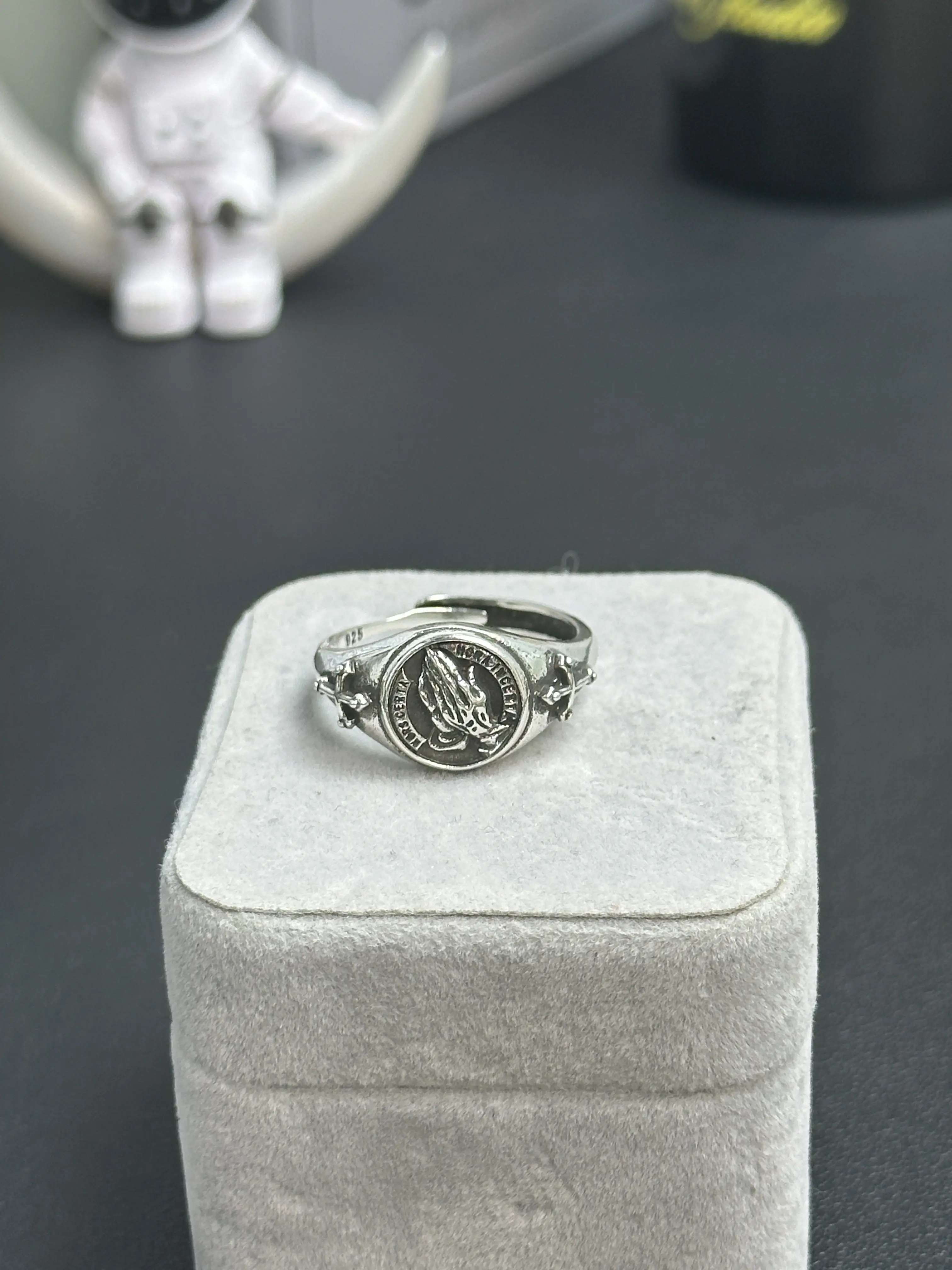 Adjustable Praying Hands Cross Ring for Men & Women – Open Size Faith Ring, Religious Jewelry Gift for Him or Her