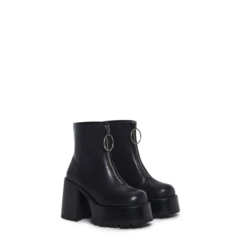 Detention Hall Platform Boots - Black