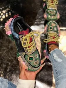 Women's Thick Sole Sports Shoes, Fashionable Slim Fit Anti-Slip, Lightweight Breathable Mesh, Casual Running Shoes, Trendy Sportswear