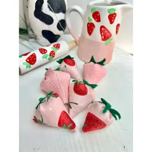 Pink Fabric Strawberry 8 pcs - Tray tier Decor - Summer/Spring Decor