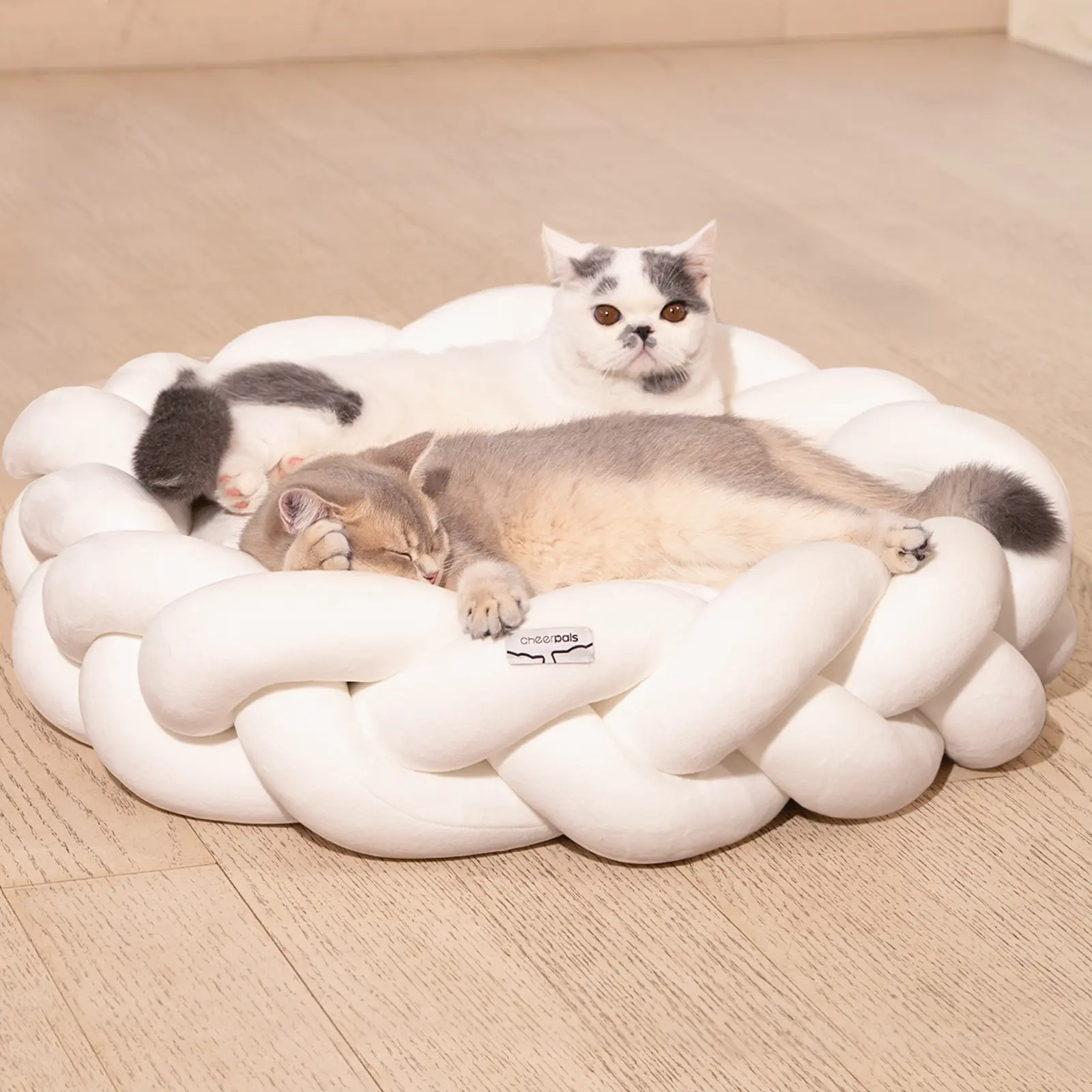 Weave Donut Bed - Cozy Fluffy Calming Bed for Small/Medium Dogs & Cats, Soft Plush Round Pet Bed for Winter Comfort, Washable, Anti-Slip Bottom, Camas para Perros, Pet Supplies Bedding