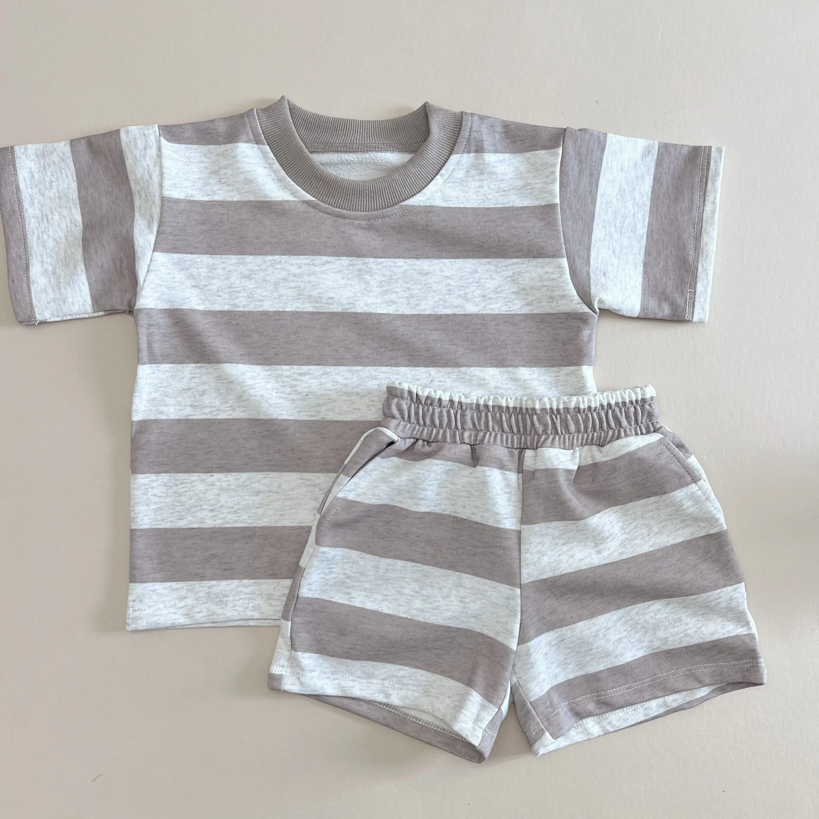Mushroom Gray Striped Set
