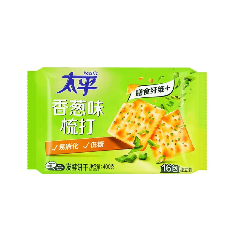Pacific Soda Crackers Chive Flavor 16pk 400 g