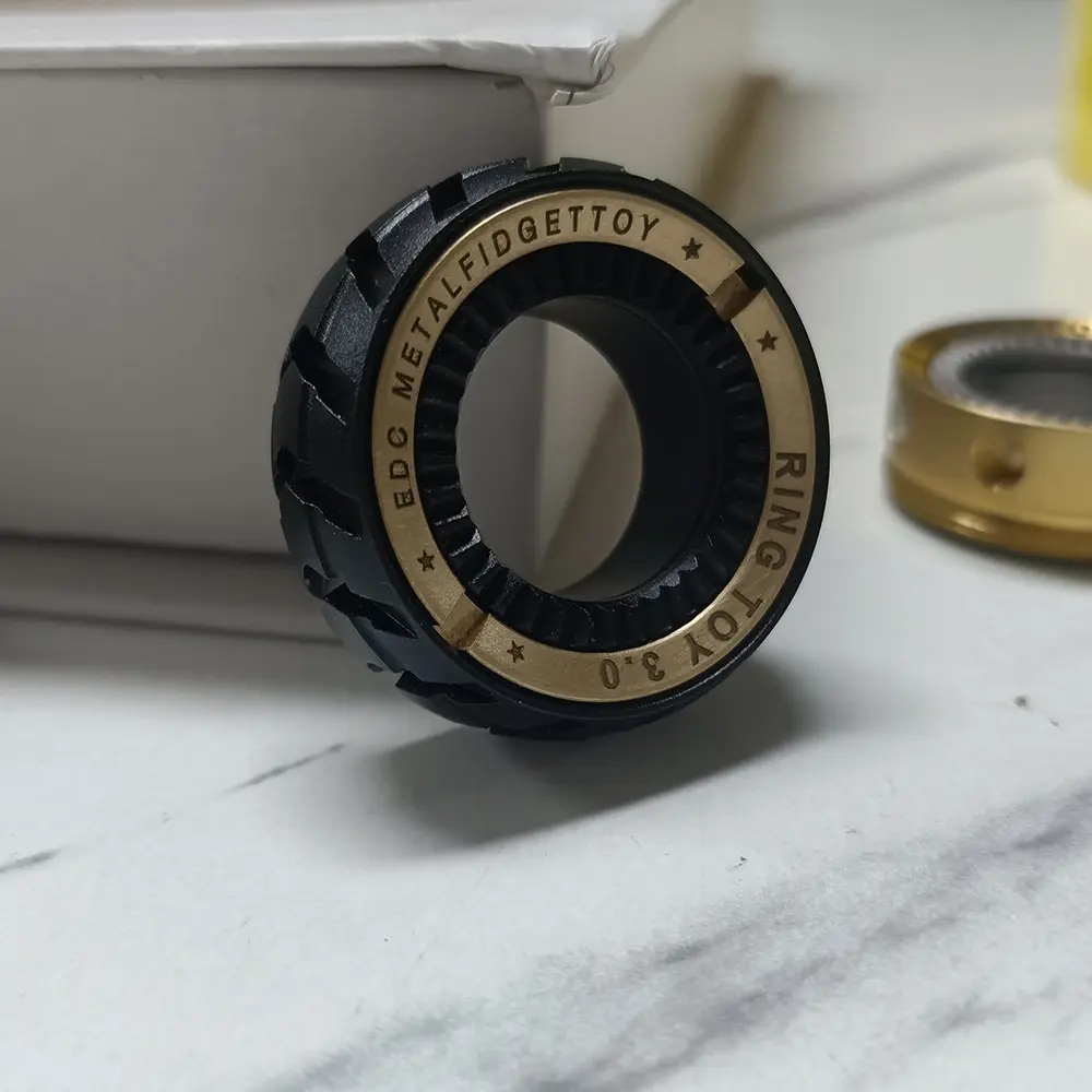Metal Magnetic Stress Relief Ring, Anti-Anxiety Fidget Spinner Ring, Cool Toy for Adults, Unisex, Perfect for Anxiety Reduction, Metal Rings