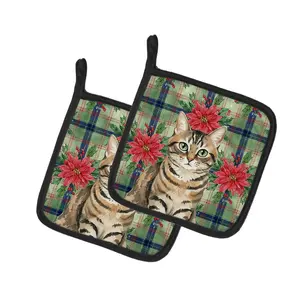 Carolines Treasures FNT1301PTHD 7.5 x 7.5 in. Mackerel Tabby Brown Cat with Poinsettias Pot Holders, Pack of 2