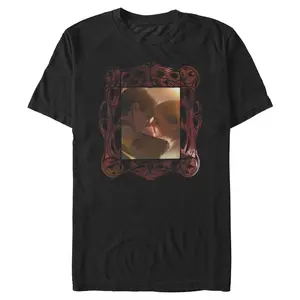 Men's Star Wars: Attack of the Clones Framed Anakin and Padme Kiss T-Shirt