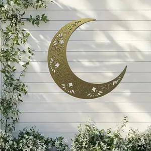 A Captivating Bohemian-Inspired Metal Crescent Wall Artwork - Perfect for Enhancing the Decor of Eid al-Fitr. (Falls under the Classification of) Wall Decorations.