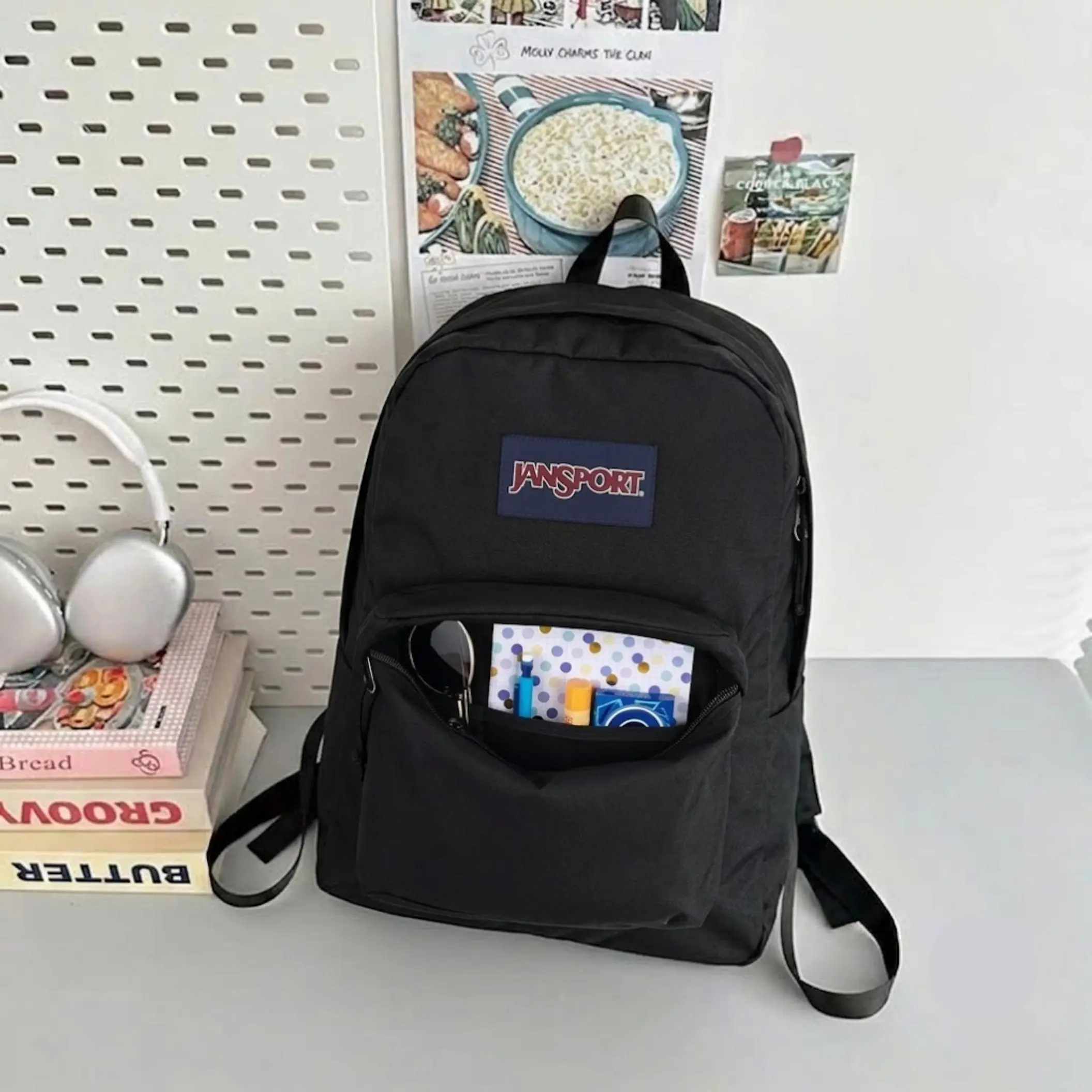 JanSport SuperBreak One Backpacks (Black, 17" x 12.5" x 6") | Durable, Lightweight Bookbag - Suitable for Students - Premium Class Accessories