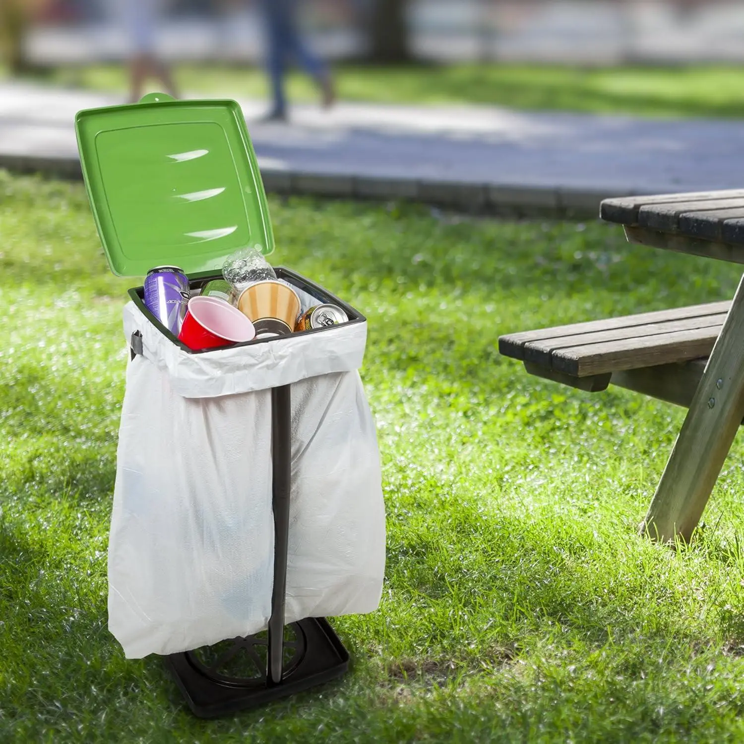 Portable Trash Bag Holder – Collapsible 13-Gallon Garbage Bin for Indoor/Outdoor Use, Camping, Recycling, and Parties – Durable Plastic Trash Can by Wakeman Outdoors (Green)