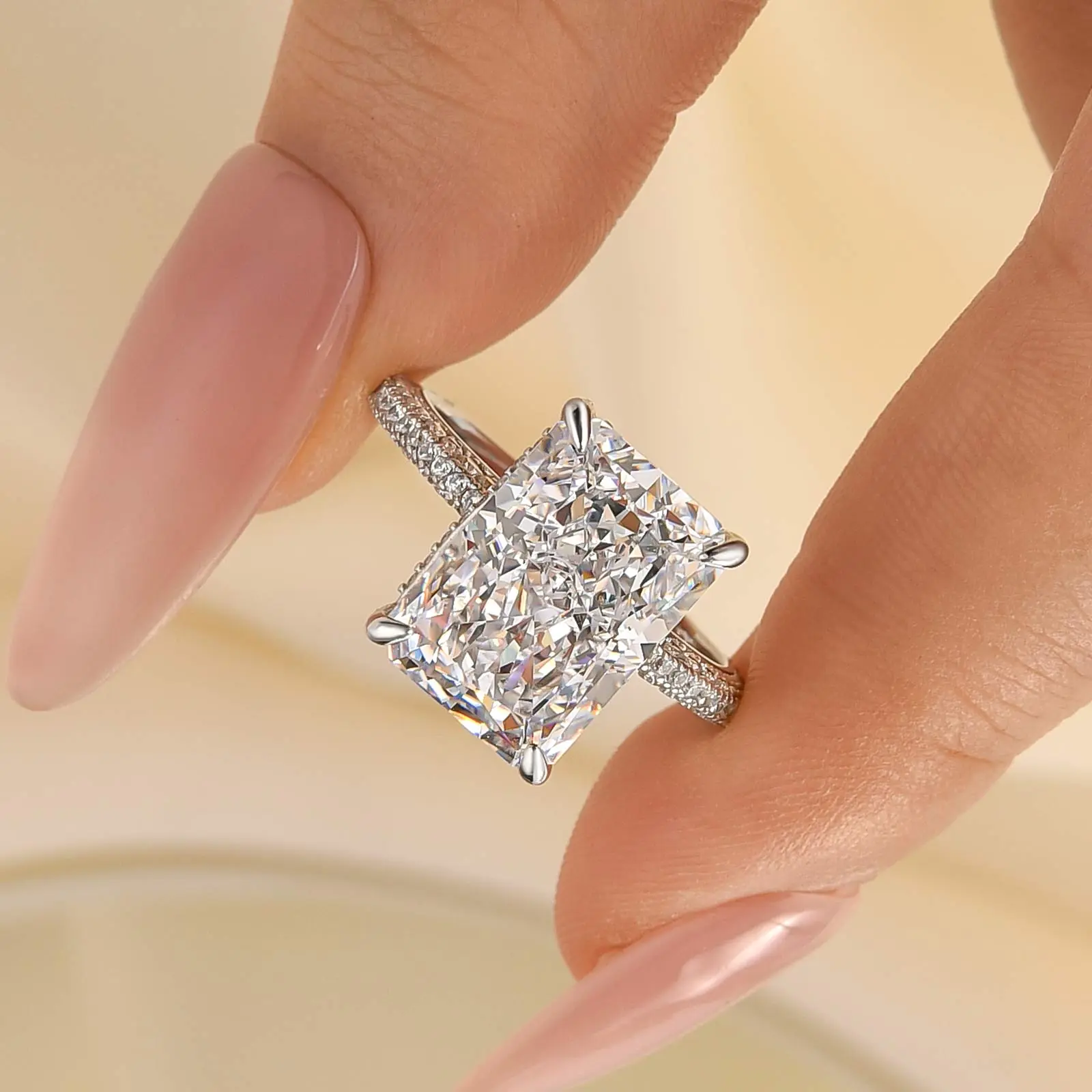 Effinny Luxurious 6.0ct Elongated Radiant Cut Engagement Ring for Women, 5A Grade Cubic Zirconia Promise & Anniversary Ring, Fine Jewelry Accessory, Engagement Rings