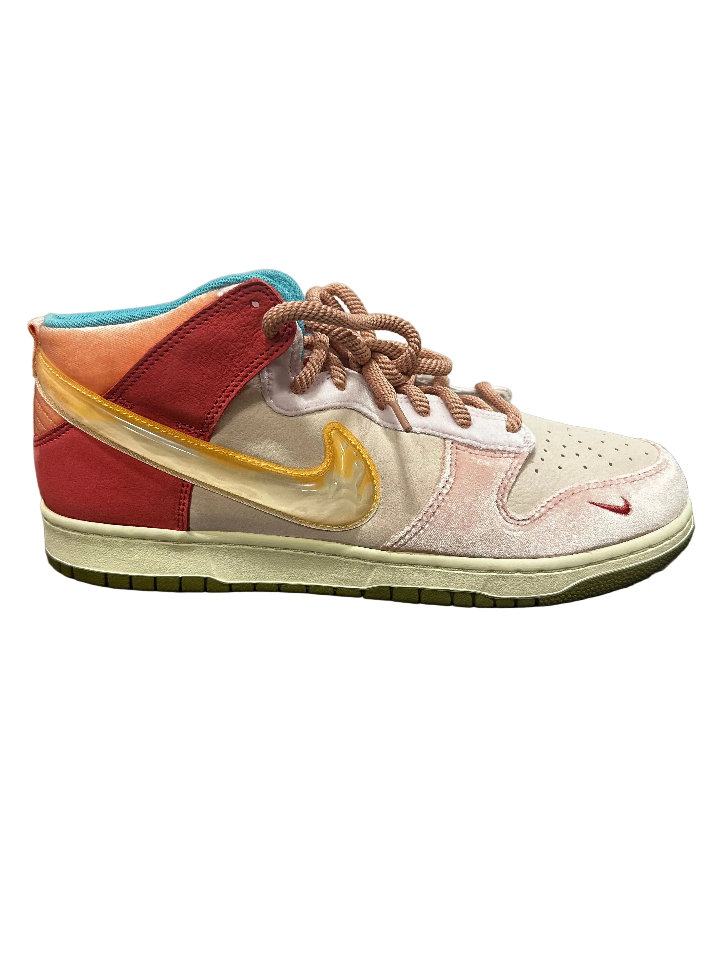 Nike Dunk Mid Social Status Free Lunch Strawberry Milk