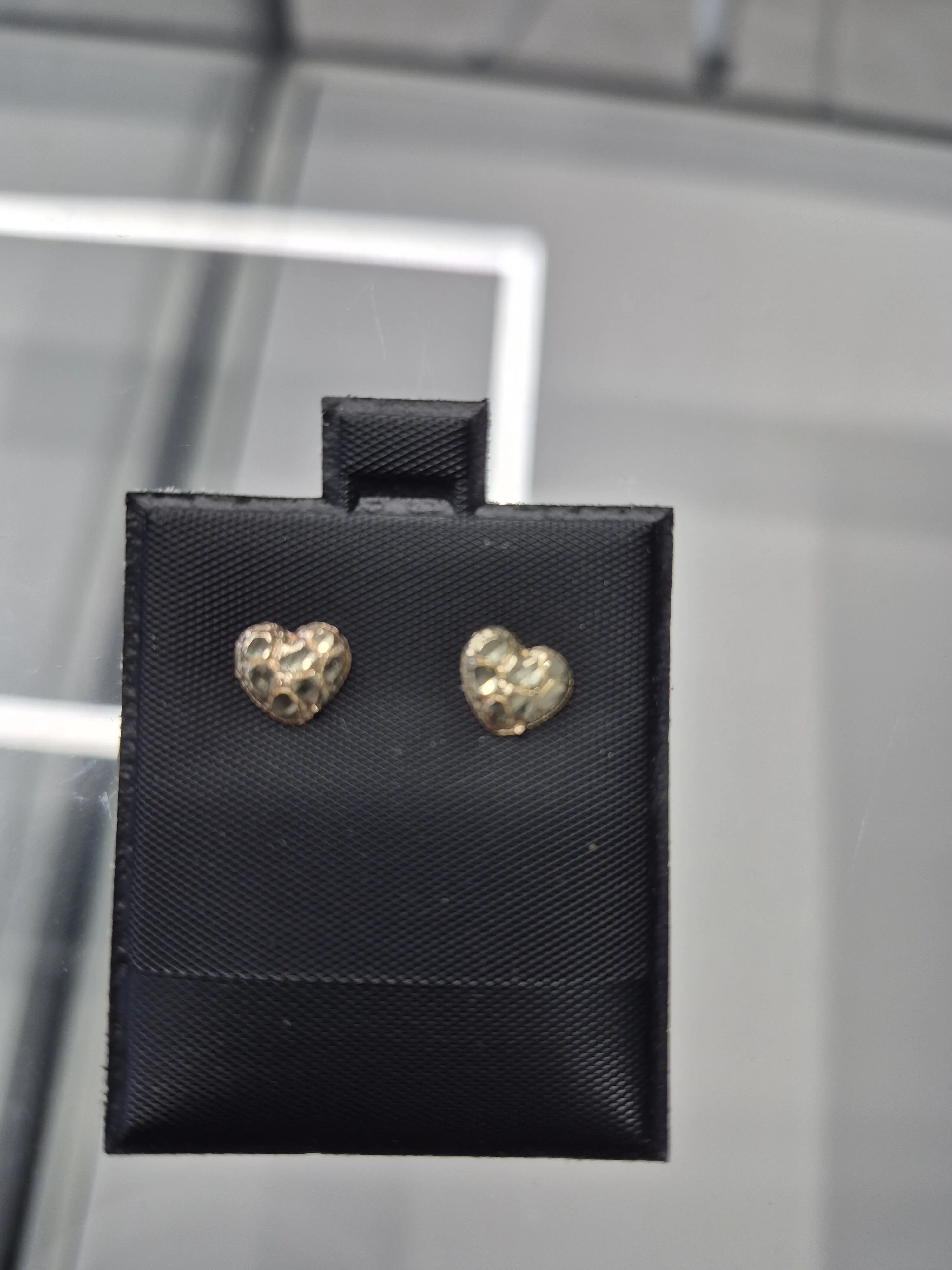 Heart stud Earrings